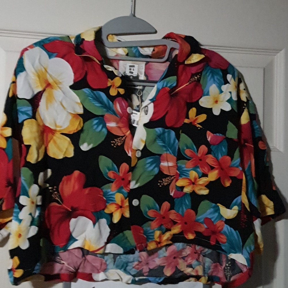 Floral hawaiian shirt